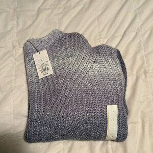 NWT Women’s target purple ombré sweater